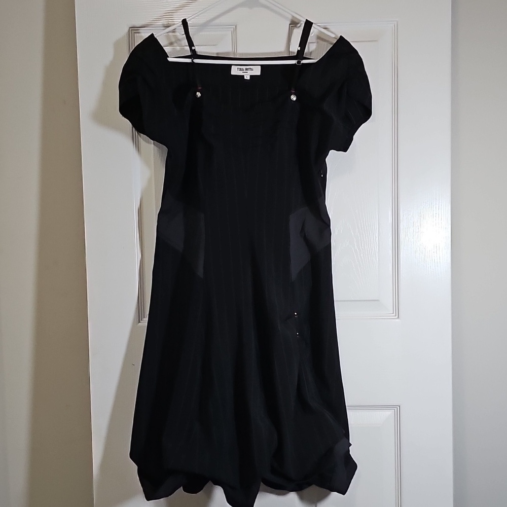 Terra Nostra Black Off Shoulder Pinstripe Asymetric Short Sleeve Dress Size L